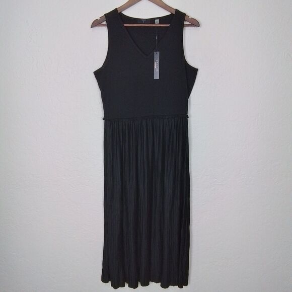 Tahari Solid Black Elastic Waist V-Neck Sleeveless Pleated Maxi‎ Dress Size M - Picture 1 of 14